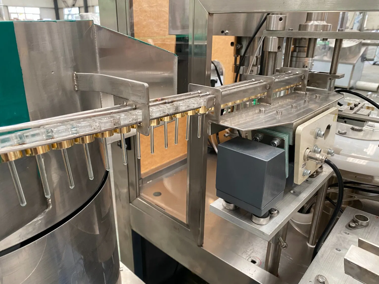 50ml Jelly Water Automatic Spray Filling and Capping Machine