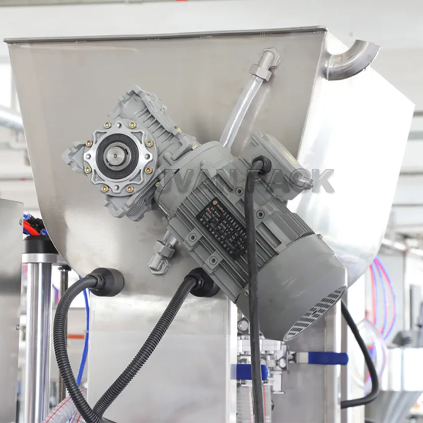 Gt4t Automatic Tomato Paste Hot Sauce Honey Jar Ketchup Jelly Filler Cream Peanut Butter Oil Jam Liquid Shampoo Filling Machine with Mixer and Heater